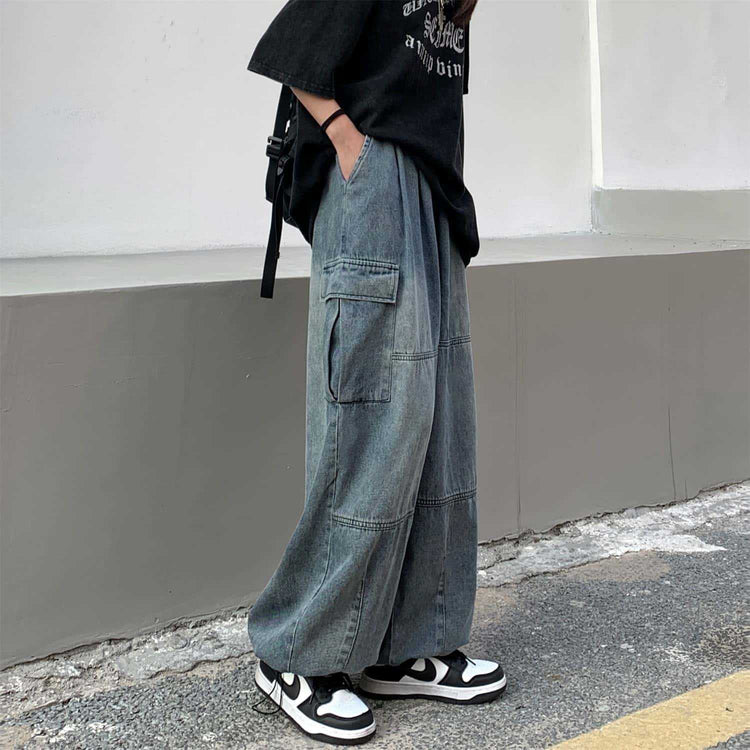 Relaxed Wide-Leg Jeans
